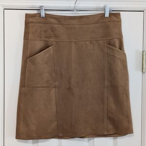 J. McLaughlin Tan Faux Suede Skirt Size 8 NWT